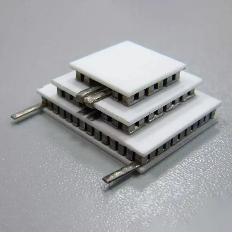 चार चरण थर्मोइलेक्ट्रिक कूलर